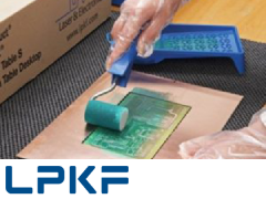 Application du vernis épargne